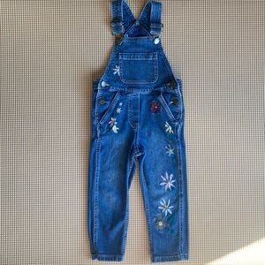 Hanna Andersson Embroidered overalls floral cottage core prairie denim. Size 4